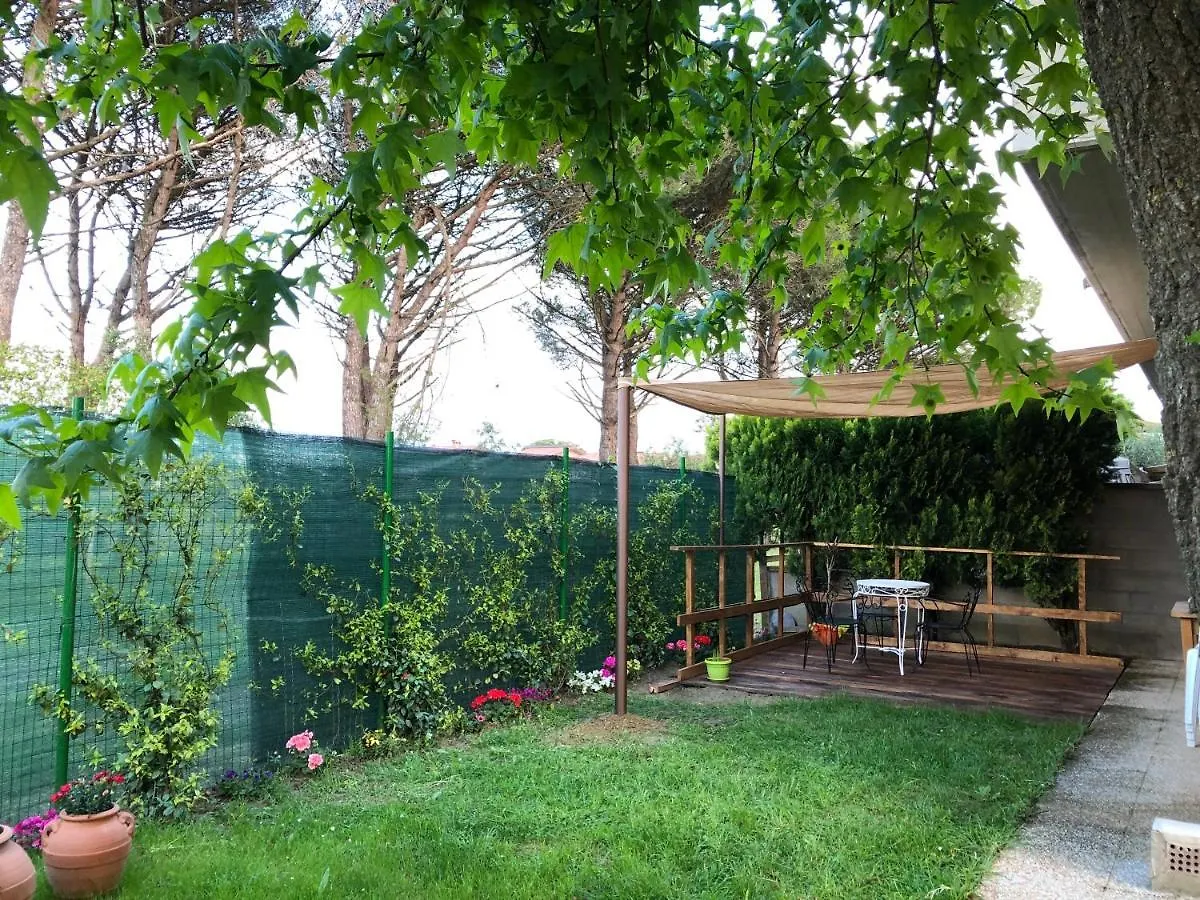 Visaya Bed & Breakfast Ponsacco 0*,